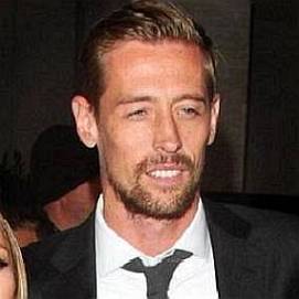 Peter Crouch age, height, weight, wife, dating, net worth, career, family,  bio